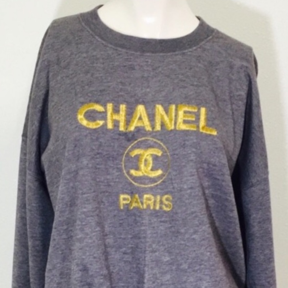 100% Authentic 1990s Chanel Crewneck Sweatshirt
